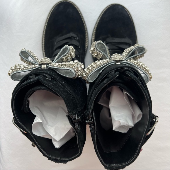 Kurt Geiger London Women’s Sutton Bow Suede Combat Boot - Picture 5 of 12